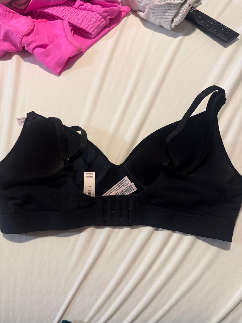 Victoria's Secret Black Wireless T-Shirt Bra with Rhinestone Emblem - Picture 2 of 8